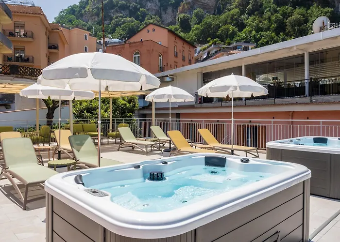 Futura Funky House - De Vivo Realty *